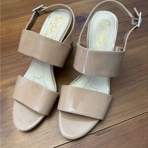 Circus by Sam Edelman Women's Tan Sandals